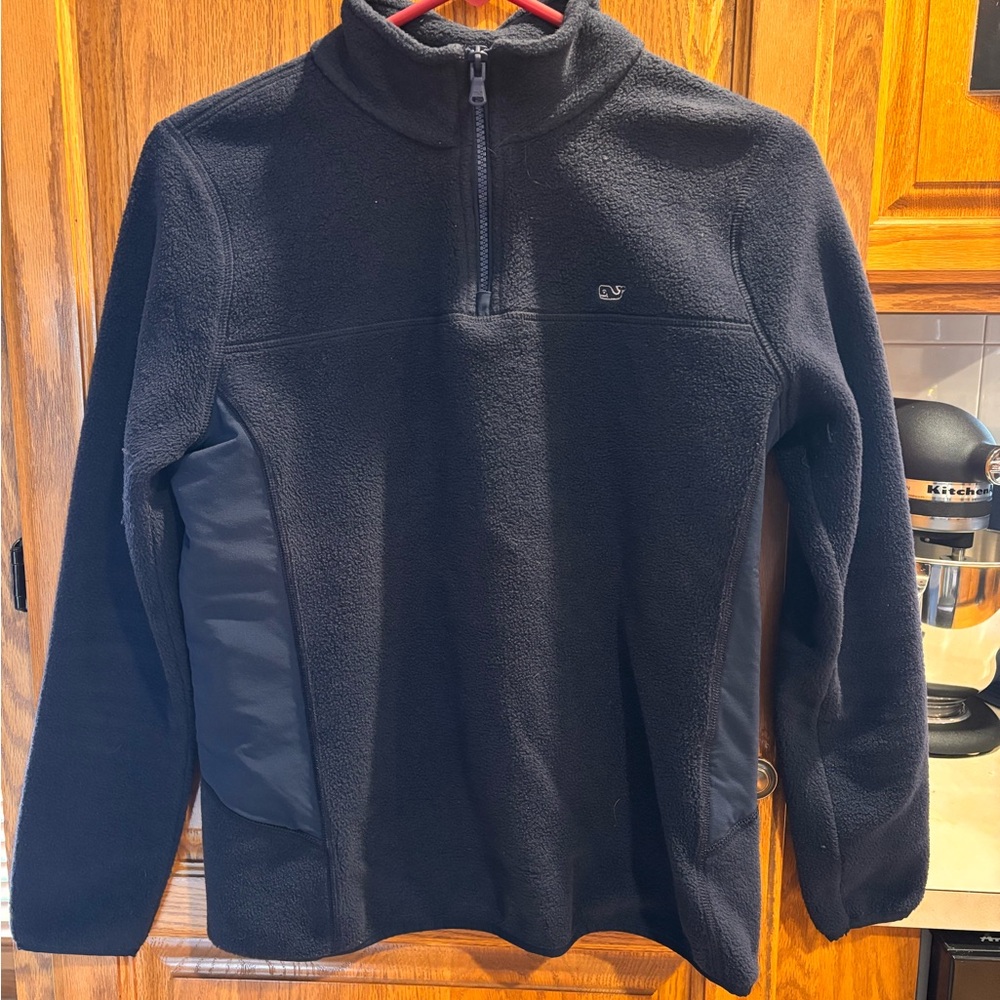 EUC Vineyard Vines fleece pullover small